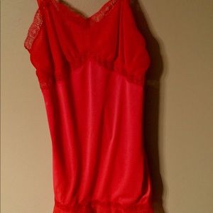 Vintage 1960s slip with pleated interest